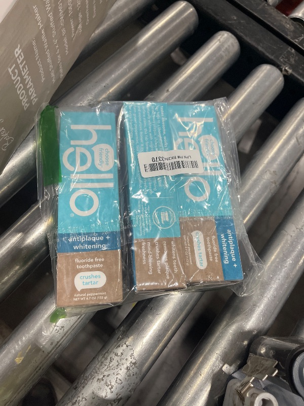 Photo 1 of Hello Antiplaque Toothpaste