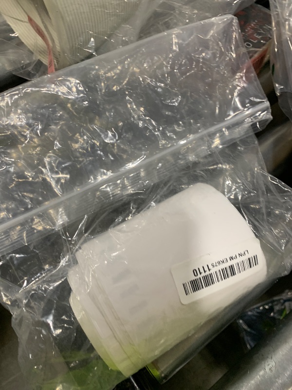 Photo 1 of MUNBYN 4"x6" Direct Thermal Printer Label, Shipping Labels Compatible with Rollo, Jadens, Nelko, DYMO 4XL 1744907,1755120, 220 Sheets/Roll