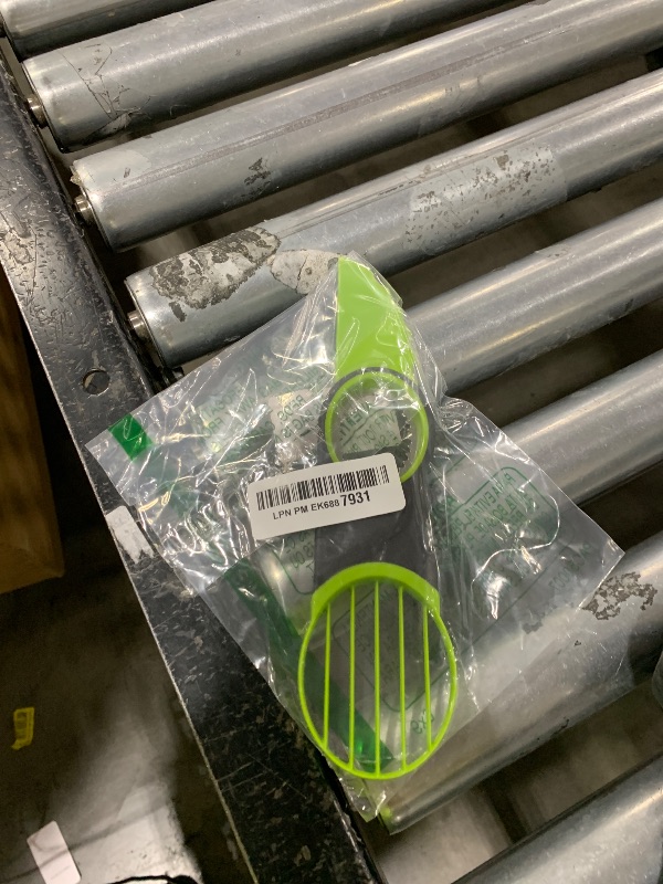 Photo 1 of Aichoof 3 in 1 Avocado Slicer,Dishwasher Safe