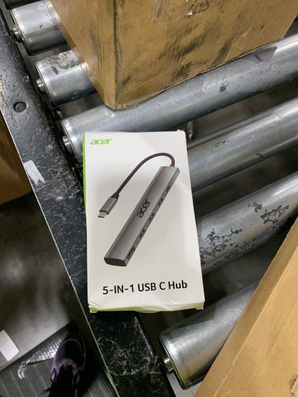 Photo 1 of Acer 5 in 1 USB C Hub with 4K HDMI, 100W Power Delivery, 3 USB A Data Ports, USB C to HDMI Multiport Adapter for Laptop, PC, Tablet, MacBook Air, iPad Air, iMac, iPhone 15/16 Pro/Pro Max