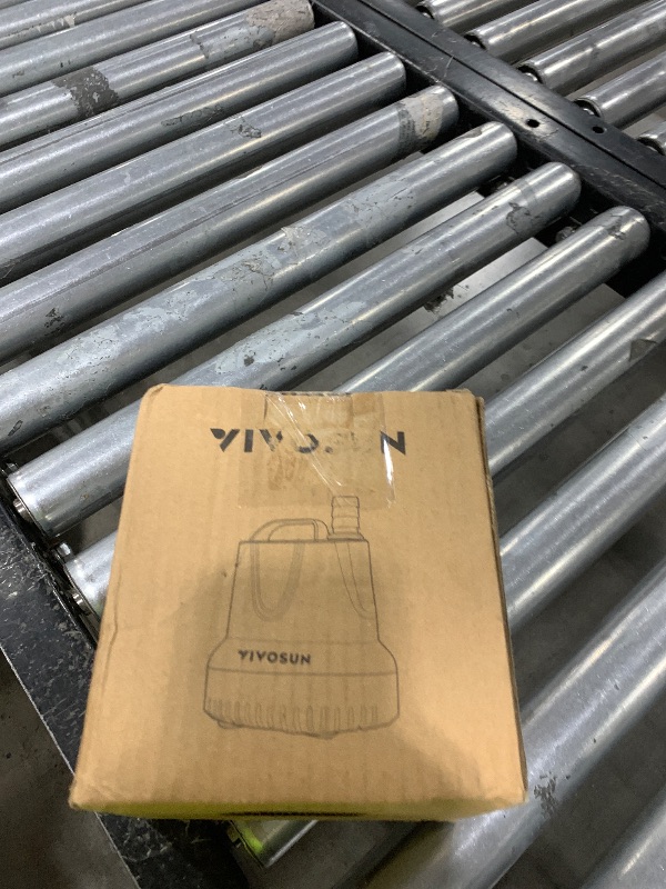 Photo 1 of VIVOSUN 850GPH 60W Submersible Pump for Fish Tank, Pond, Aquarium, Hydroponic Systems with 5ft Power Cord and 4 Nozzles Blue