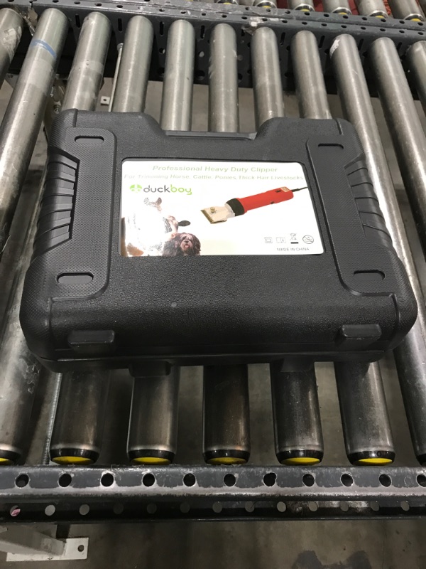 Photo 1 of LIVESTOCK HEAVY DUTY CLIPPER 