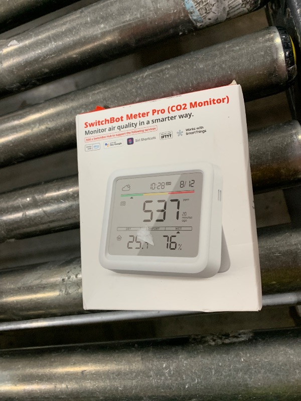Photo 1 of Air Quality Monitor Indoor 5-in-1 Meter Pro CO2 Detector, CO2 Alarm, CO2 Monitor with APP, Large Display, Bluetooth Air Quality Tester for Home, Office, 2-Year Data Storage (Meter Pro CO2)