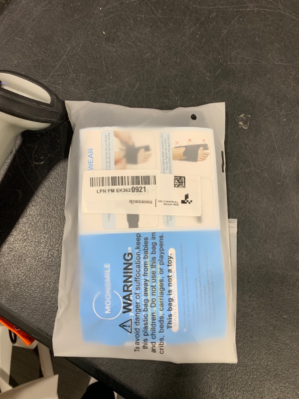 Photo 1 of 1 Pair Bunion Corrector for Women & Men, Night Bunion Splint, Big Toe Straightener, Bunion Brace for Pain Relief