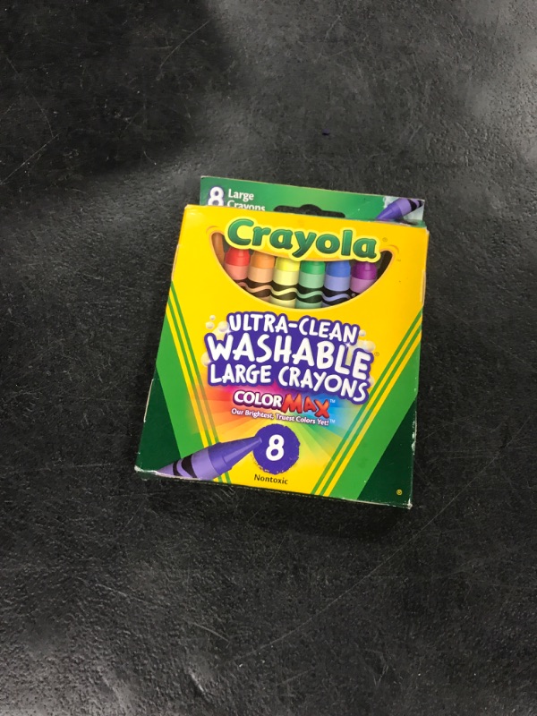 Photo 1 of Crayola 523280 Ultra-Clean Washable Crayons, Large, 8 Colors/Box