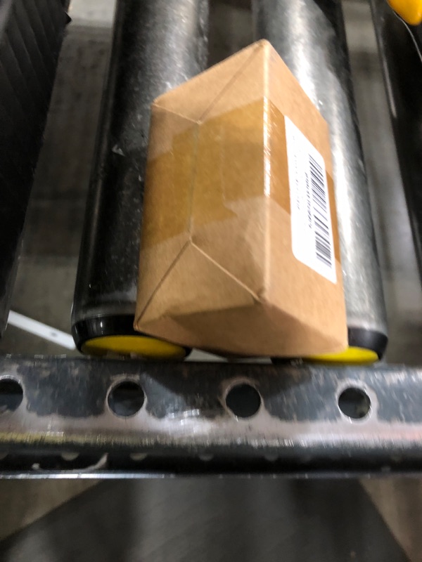 Photo 1 of Generic Fuel Injection Rail Pressure Regulator, Fuel Pressure Regulator B61P?13?280 Improved Combustion Efficiency for Miata 1990 To 1993, Generic7mobd2hgvg