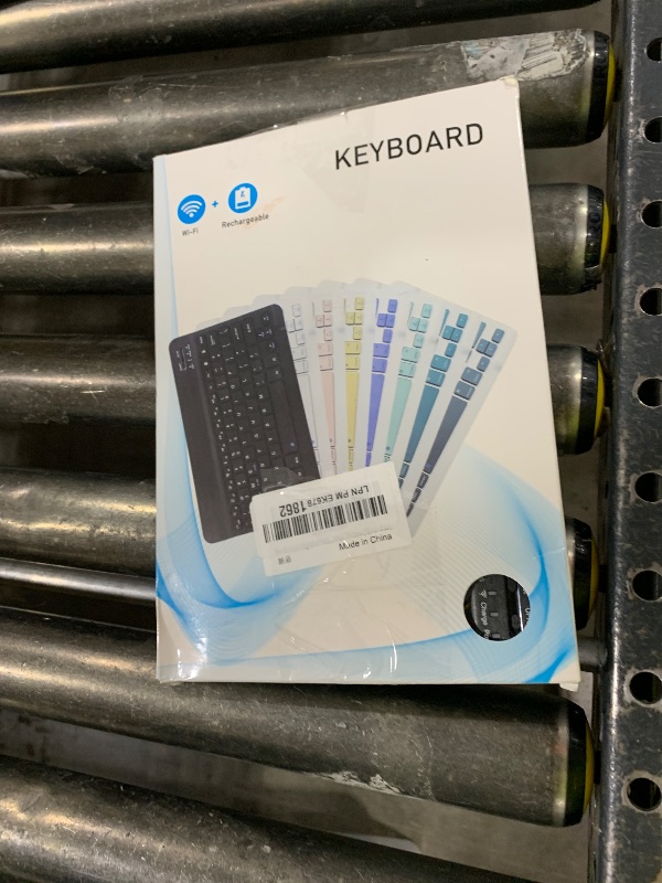 Photo 1 of Ultra-Slim Bluetooth Keyboard Portable Mini Wireless Keyboard Rechargeable for Apple iPad iPhone Samsung Tablet Phone Smartphone iPadOS iOS Android (10 inch Black)