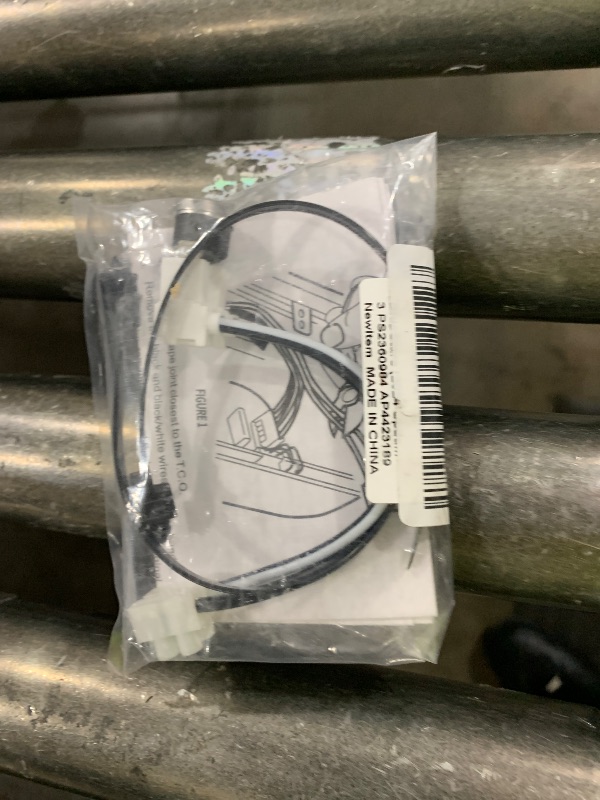 Photo 1 of BlueStars W10258275 Dishwasher Bimetal Thermal Fuse - Compatible with Whirlpool Kenmore Dishwashers - Clear Instructions Included & Easy to install - Replaces 661663 PS2360984 AP4423189