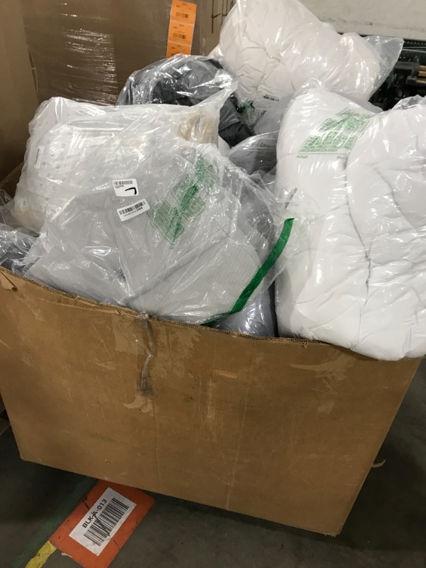 Photo 1 of BUNDLE OF 20 HOME COMFORT ITEMS 