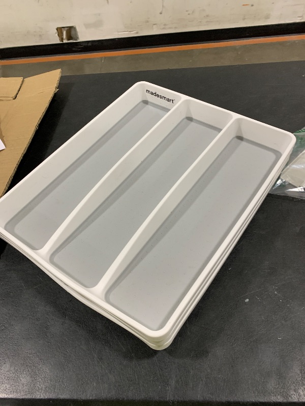 Photo 1 of UTENSIL TRAY 3PCS 