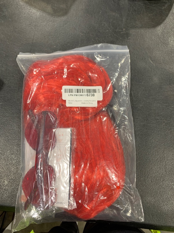 Photo 1 of MIUSKATL Wig and Sunglasses 12 Inch Short Bob Wigs with Bangs for Women Costume Cosplay Party (Red)