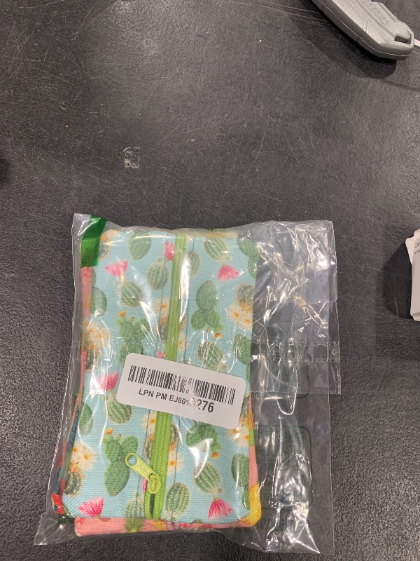 Photo 1 of Sherr 5 Pieces Tissues Purse Pocket Tissue Holder Reusable Travel Tissue Pouch Fabric Zipper Enclosed Small Size Flower Pattern Tissue Holder for Purse Coins for Summer, 5.25 x 3 Inch