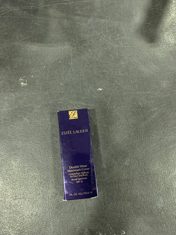 Photo 1 of Estée Lauder Double Wear 24-Hour Maximum Cover Camouflage Foundation for Face and Body SPF 15 | Full Coverage | Covers Scars & Tattoos, 1.0 Fl Oz, 3W1 Tawny