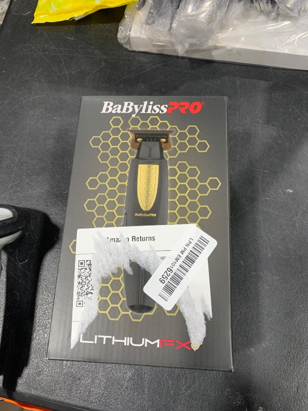 Photo 1 of BaBylissPRO CORD/CORDLESS Lithium Ergonomic Trimmer