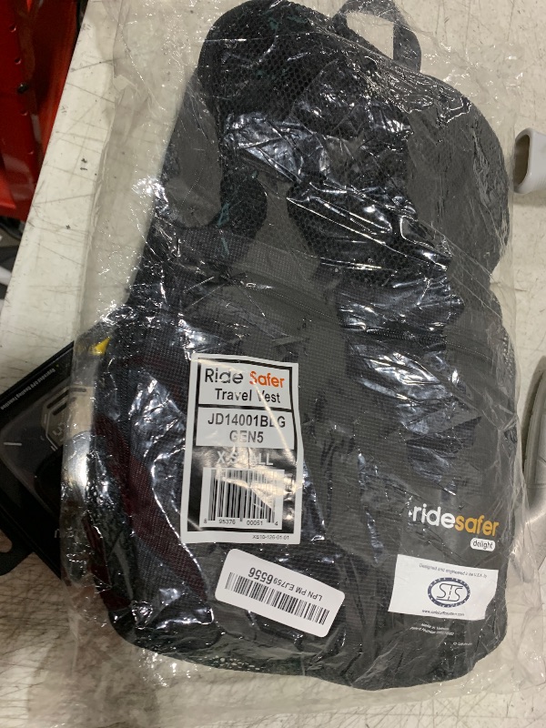 Photo 1 of RideSafer - Extra Small Black, Lightweight, Compact, Portable Car Seat - Perfect for Travel and Everyday Child Safety