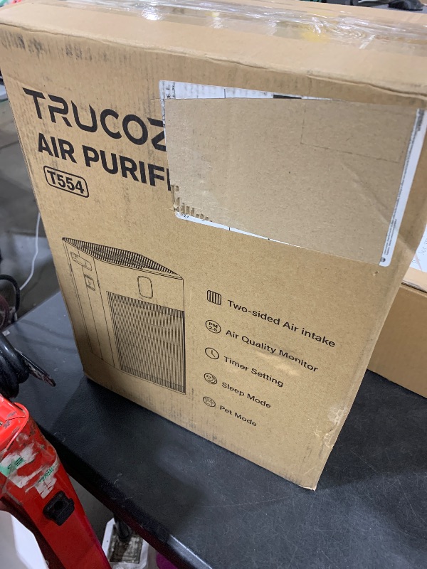 Photo 1 of Air Purifier for Home Up to 2000 Ft² in 1 Hr with Washable Pre-Filter, Air Purifier for Home Pets with PM 2.5 Air Quality Display, Sleep Mode for Allergies, Dust, Smoke, White