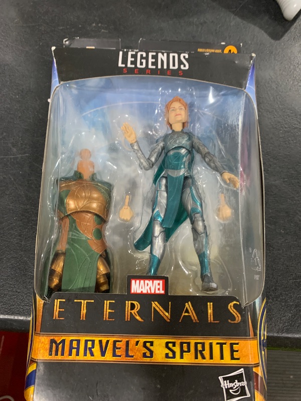 Photo 1 of Marvel Hasbro Legends Series 6-inch Scale Action Figure 2-Pack Toy Iron Man Mark 85 vs. Thanos, Infinity Saga Character, Premium Design, 2 Figures and 8 Accessories