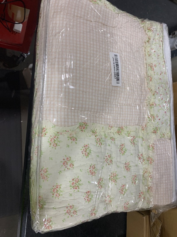 Photo 1 of Cozy Line Home Fashions Floral Light Pink True Patchwork 100% Cotton Girl Quilt Bedding Set, Reversible Coverlet Bedspread (Sweet Peach, Twin - 2 Piece)