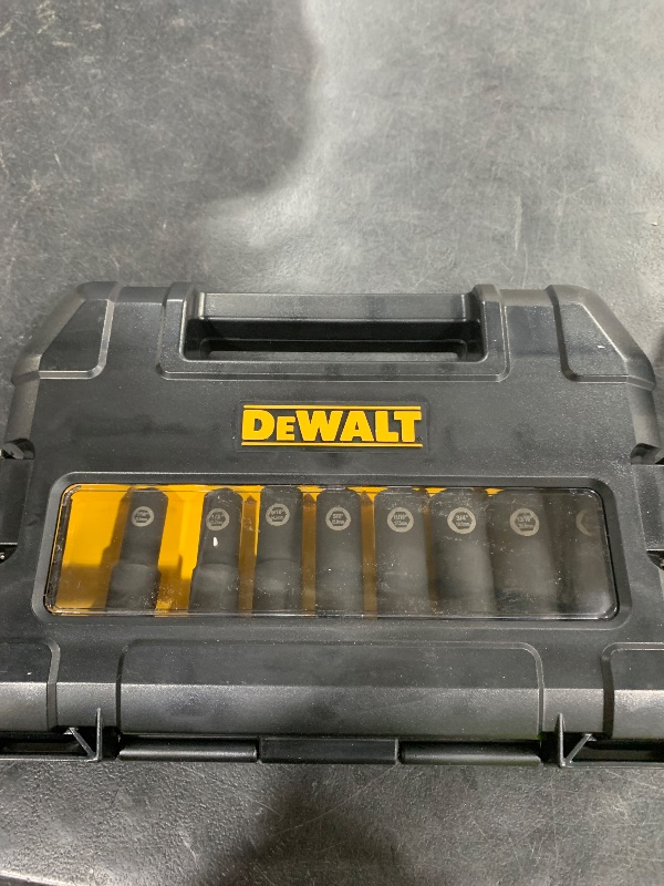 Photo 1 of dewalt impact socket set 