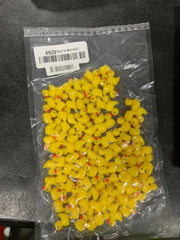 Photo 1 of Zhanmai 300 Pcs Rubber Duck Bath Toys, Mini Float Squeak Ducks Bulk for Tiny Baby Shower Preschool Bathtub Toy Pool Party Supplies Birthday, Yellow(1.57 x 1.57 x 1.18 Inch)