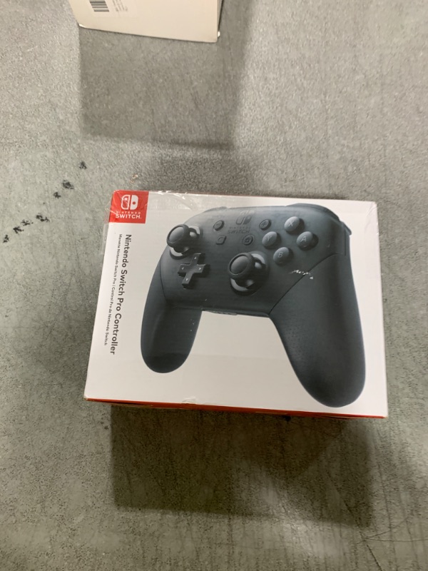 Photo 1 of Nintendo Switch Pro Controller, Black