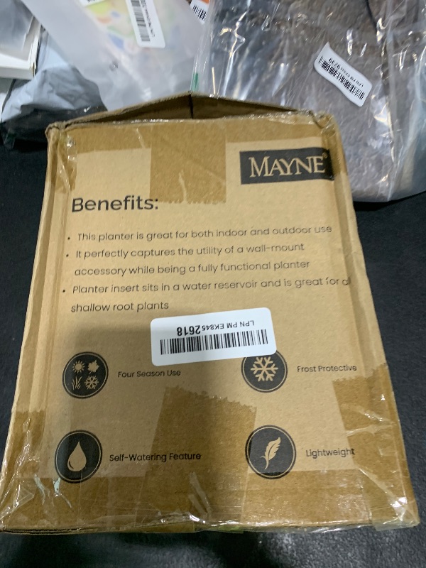 Photo 1 of Mayne Valencia 8in Planter - Black