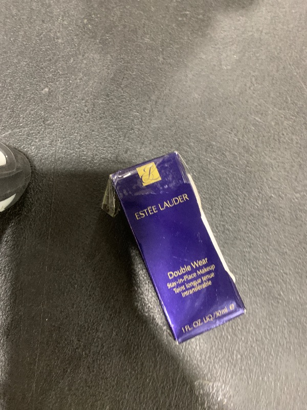 Photo 1 of Estée Lauder Double Wear Stay-in-Place 24-Hour Long-Wear Matte Foundation Makeup, 1 Fl Oz, 2N1 Desert Beige
