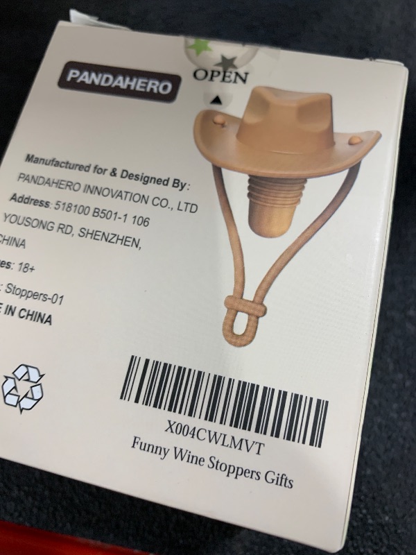Photo 1 of Cowboy Hat Silicone Wine Stopper -Wine Accessories Gifts for Adults-Funny Kitchen Gadgets Gifts for Wine Lover