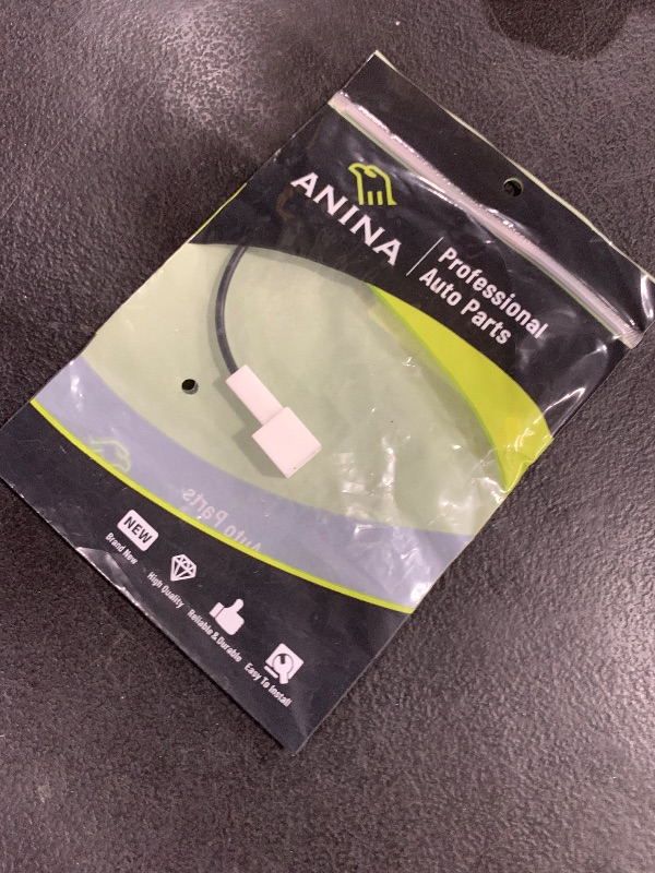 Photo 1 of Anina SMA Male Car GPS Navigation Antenna Adapter for Toyota Lexus Corolla Tacoma Tundra HFC-III, Aftermarket Radio Coax Connector Cable for Pioneer Alpine Stereo Head Unit 86860-0C010, 86860-0D020