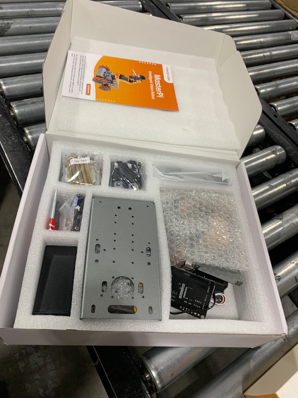 Photo 1 of HIWONDER 5DOF AI Vision Robotic Arm Raspberry Pi 5 Smart Robot Arm Mecanum Wheel Chassis Robot Car Kit(Without RPi Board)