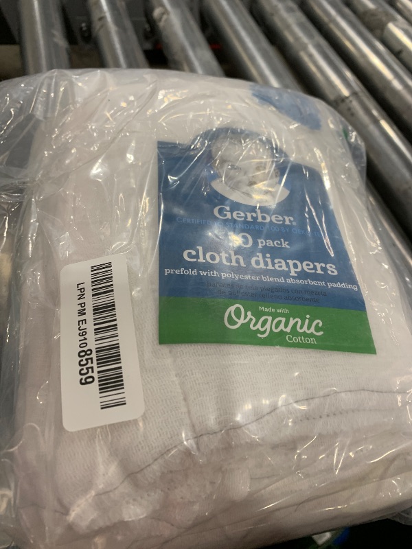 Photo 1 of Gerber Unisex Baby Boys Girls Birdseye Prefold Cloth Diapers Multipack White Premiun 3-Ply 10 Pack