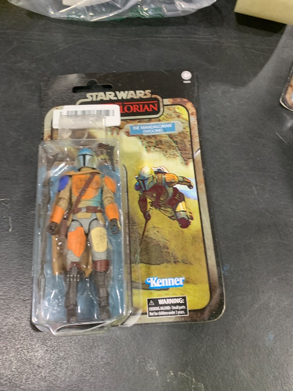 Photo 1 of STAR WARS The Black Series Credit Collection The Mandalorian (Tatooine) Toy 6-Inch-Scale The Mandalorian Collectible Figure, Kids 4 and Up (Amazon Exclusive)