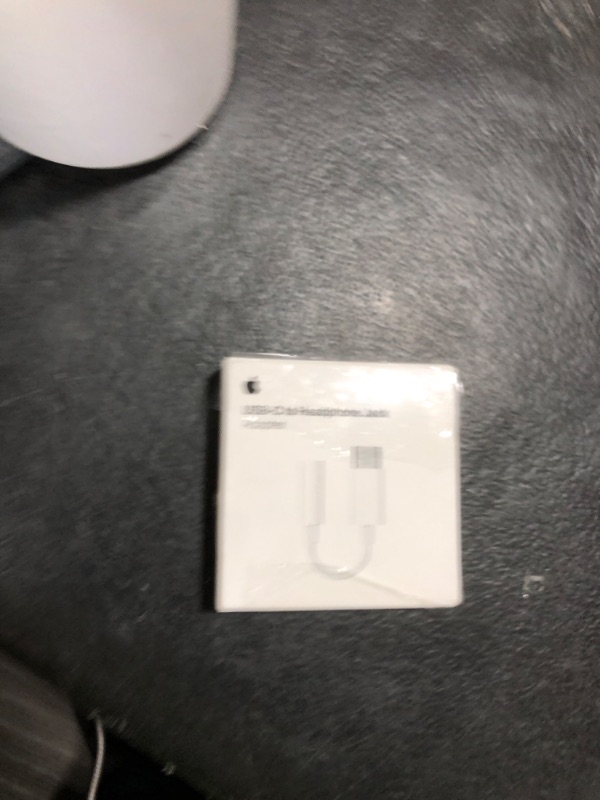 Photo 1 of Apple USB-C to 3.5 mm Headphone Jack Adapter