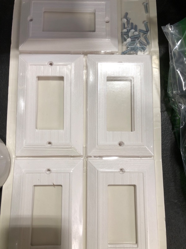 Photo 1 of CML Single Beadboard Decorator Wall Plate, 1-Gang Decorative Receptacle Outlet Covers, 10 Pack Retro Wood grain Design Switch Plates, Mid-Size 3.15”X 4.87”, Impact Resistant, White