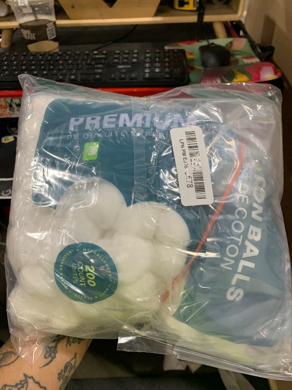 Photo 1 of Cliganic Super Jumbo Cotton Balls (200 Count) - Hypoallergenic, Absorbent, Large Size, 100% Pure (Packaging May Vary)