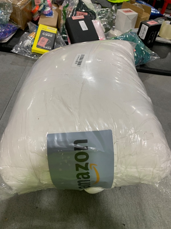 Photo 1 of HYLEORY King Mattress Pad Quilted Fitted Mattress Protector Cooling Pillow Top Mattress Cover Breathable Fluffy Soft Mattress Topper with 8-21" Deep Pocket