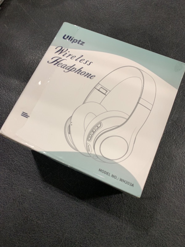 Photo 1 of WIRELESS HEADPHONES 