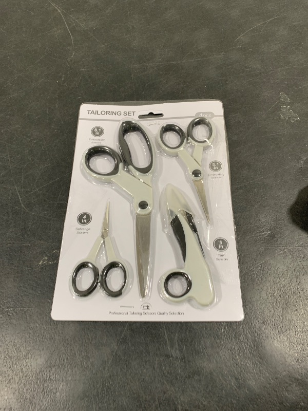 Photo 1 of 8 IN 1 TAILORING SET SICCORS