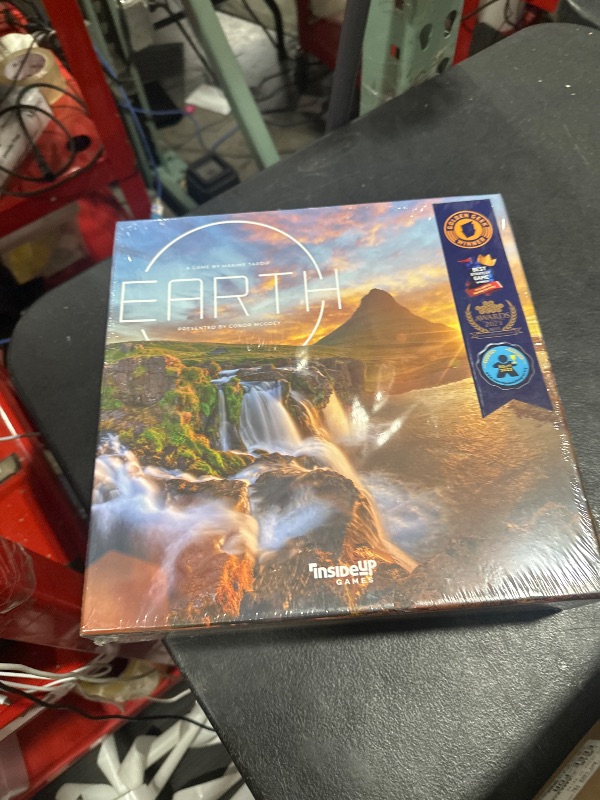 Photo 1 of AEG Cubitos Board Game | Award-Winning Dice Racing Game | Push Your Luck Fun for The Whole Family | 2-4 Players | Ages 10+ | 30-45 Minute Playtime