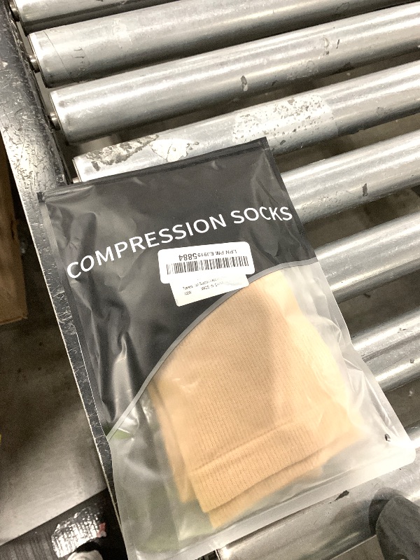 Photo 1 of Open Toe Compression Socks 15-20 mmHg for Women and Men Knee High Toeless Circulation Compression Stockings(N X/L)