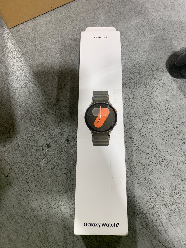 Photo 1 of Samsung Galaxy Watch 7 40mm Bluetooth AI Smartwatch w/Energy Score, Wellness Tips, Heart Rate Tracking, Sleep Monitor, Fitness Tracker, 2024, Green [US Version, 1Yr Manufacturer Warranty]