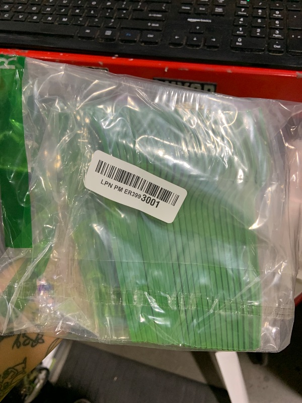 Photo 1 of Emerald Green Plastic Forks 50 Pcs Green Forks Disposable Utensils Heavy Duty Plastic Cutlery Set Disposable Cutlery Sets Flatware Sets Silverware Set For Party Supplies & Party Tableware Exquisite