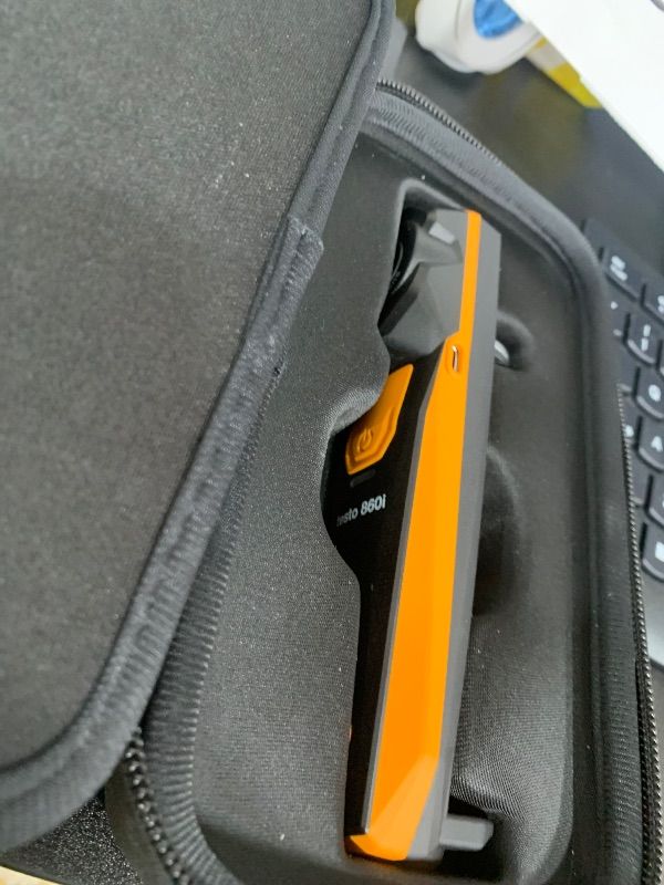 Photo 1 of testo 860i Wireless Thermal Imaging Camera Set for iPhone & Android - Thermal Imager with Carrying Pouch & USB-C Cable - Handheld Infrared Camera 256 x 192 Resolution & -4 to +662 °F Measurement Range