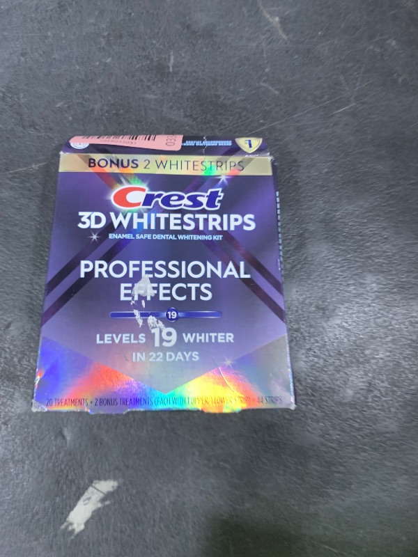 Photo 1 of Crest 3D Whitestrips Professional Effects – Teeth Whitening Kit, 22 Treatments (20 + 2 Bonus), Each with 1 Upper/1Lower, 44 Strips – Crest 3DWhite Teeth Whitening Strips