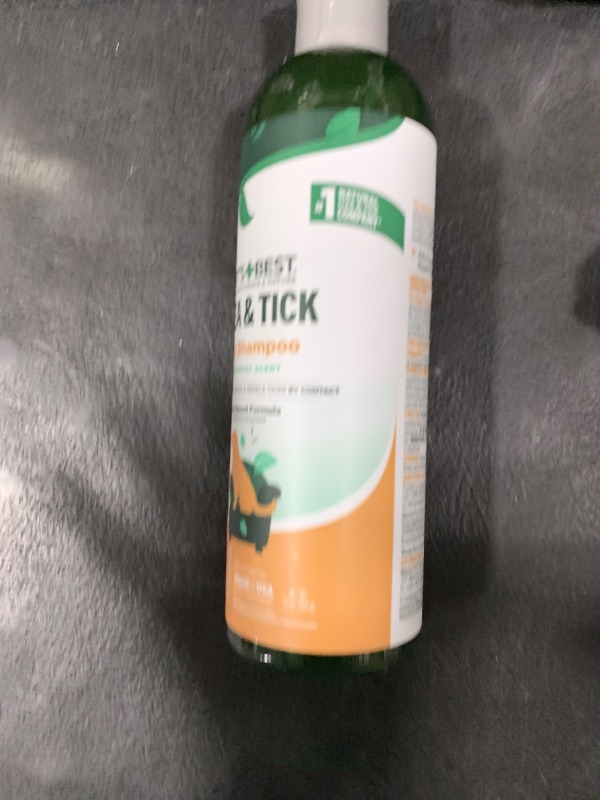 Photo 1 of Vet's Best Natural Flea and Tick Shampoo for Dogs – Plant-Based Formula with Certified Essential Oils – Advanced Strength Flea Treatment and Bath – Itch Relief and Tick Control – 12 oz – Made in USA