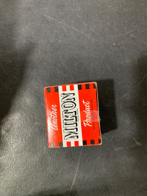 Photo 1 of "Milton 779 Re-Cappers F. Plug .305""-32 T-Style", box of 10