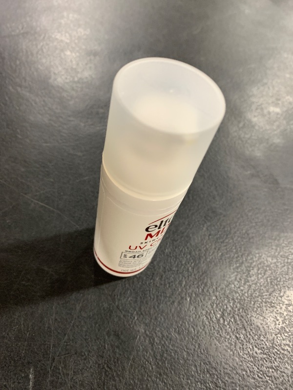 Photo 1 of EltaMD UV Clear Face Sunscreen SPF 46, Oil Free for Face with Zinc Oxide, Dermatologist Recommended Sunscreen Lotion, For Acne-Prone Sensitive Skin, 1.7 oz Pump