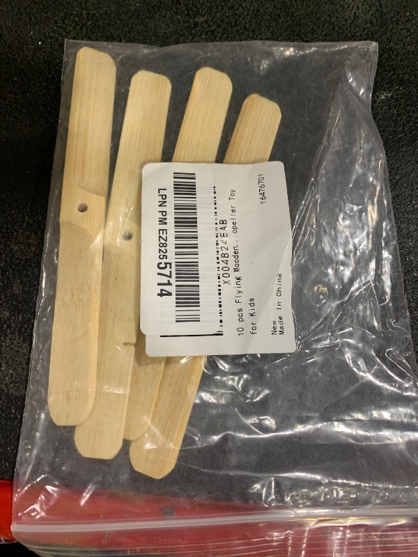 Photo 1 of Toddmomy Props 10 pcs Flying Wooden Dragonfly Wood Dragonfly Propeller for Plastic Propeller