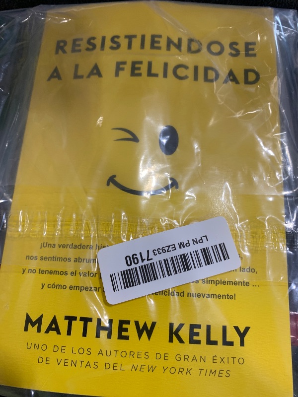 Photo 1 of Resistiendose a la felicidad