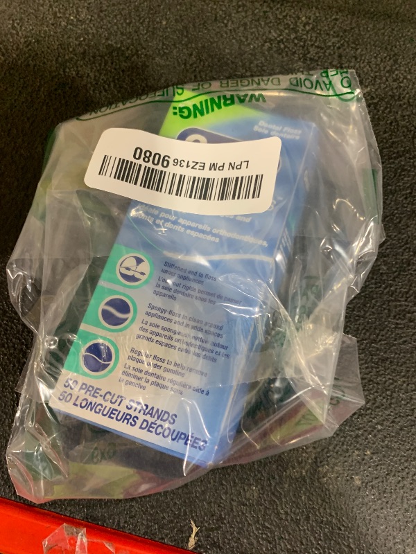 Photo 1 of Oral-B Super Floss Pre-Cut Strands Dental Floss, Mint, 50 Count